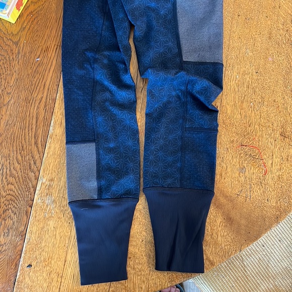 Lululemon leggings - Picture 6 of 6
